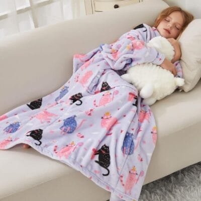 Wearable Lounge Blanket For Kids- Kittens